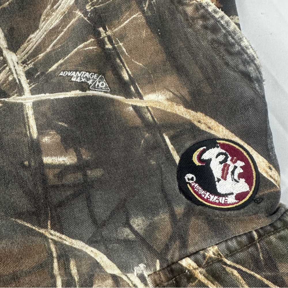 FSU x Realtree Camo Cargo Shorts - Florida State University - Size 32 - 288 - Picture 2 of 7